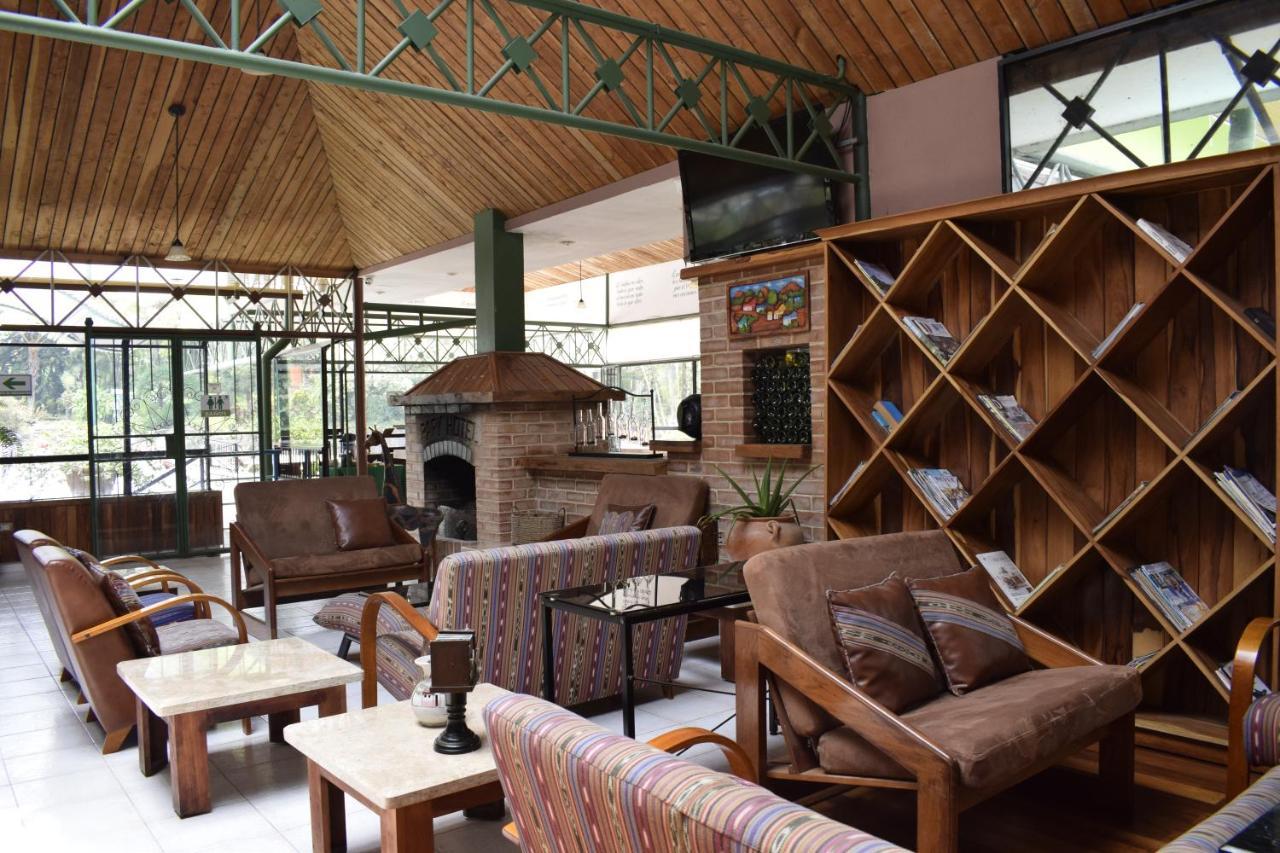Park Hotel Santa Cruz Verapaz Exterior foto